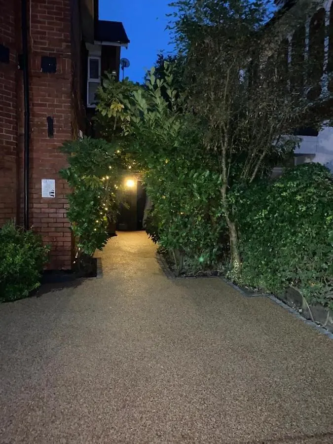 Amarillo Guesthouse Bournemouth 4*,